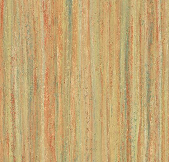 523835 straw field